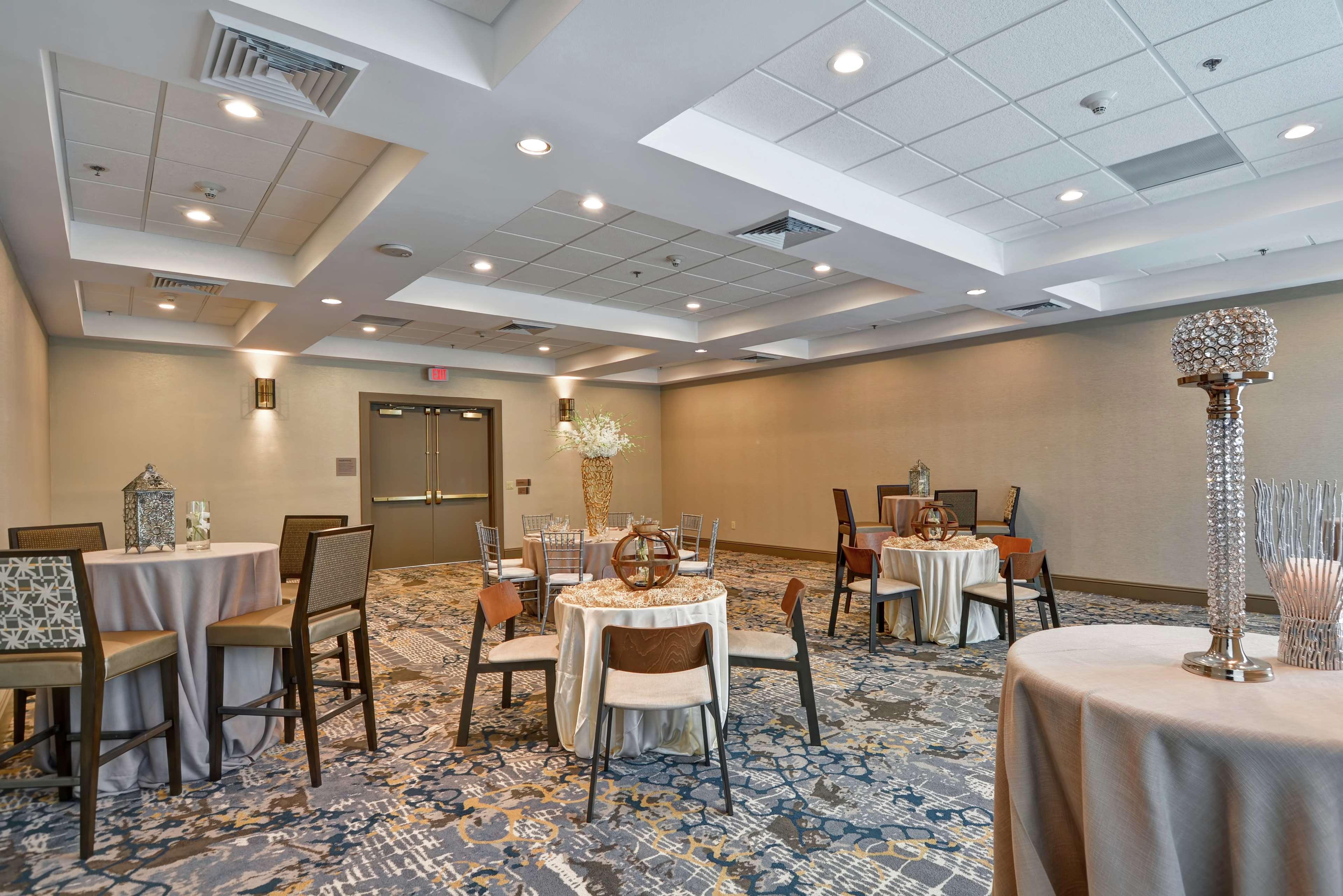 Embassy Suites By Hilton Milpitas Silicon Valley Exterior foto